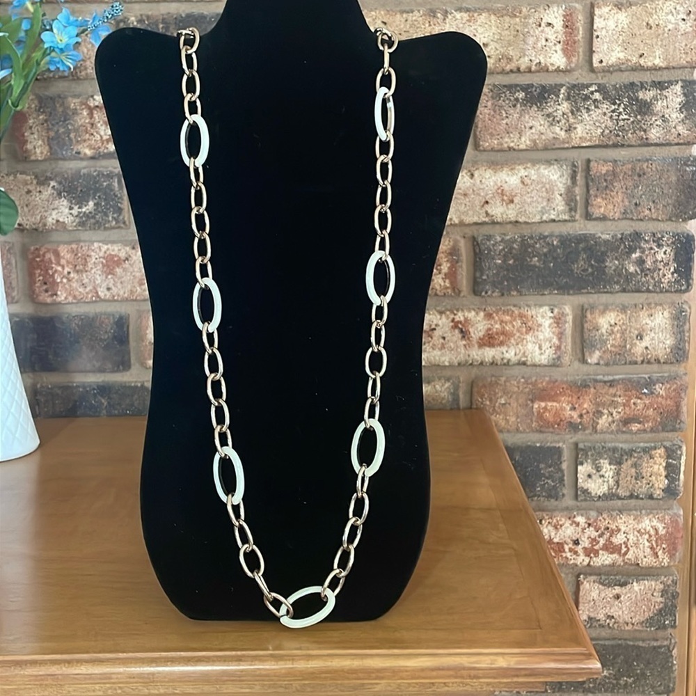 Banana Republic Cream Enamel and Gold Tone Open Link Necklace